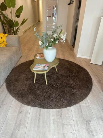 Vloerkleed beschikbaar voor biedingen