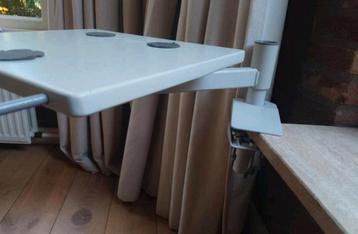 Monitorarm voor monitor / laptop (platform 39x33,5), zgan! beschikbaar voor biedingen