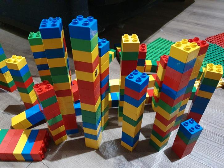 Grote partij 12 kg Lego Duplo basis en pakketten, Kinderen en Baby's, Speelgoed | Duplo en Lego, Gebruikt, Duplo, Losse stenen