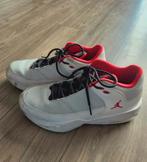 Nike Jordan Max Aura 3 sneakers in maat 40 (ZGAN), Ophalen of Verzenden, Zo goed als nieuw, Overige sporten, Hardloopschoenen