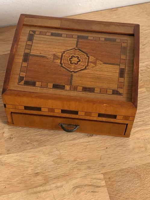 Vintage Houten Bewaardoos met Lade, Antiek en Kunst, Antiek | Woonaccessoires, Ophalen of Verzenden