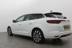 Renault Mégane Estate 1.3 TCE 140 TECHNO EDC7 | Pack Parkin, Auto's, Renault, Gebruikt, 4 cilinders, Leder en Stof, Wit