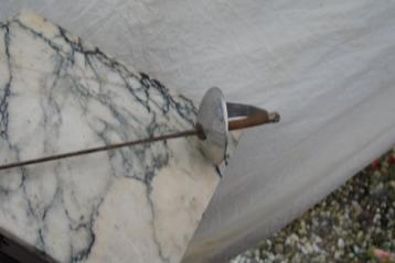 Scherm sabel/ dolk /  beschikbaar voor biedingen