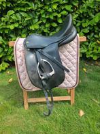 Dressuurzadel en veelzijdigheidszadel, Dieren en Toebehoren, Paarden en Pony's | Zadels, Ophalen, Gebruikt, Dressuur