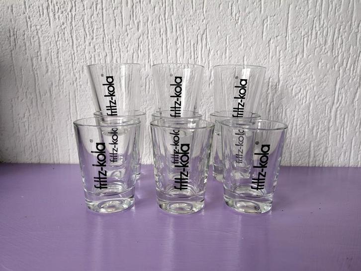 Set van 9 Fritz-Kola glaasjes, Verzamelen, Glas en Borrelglaasjes, Zo goed als nieuw, Frisdrankglas, Ophalen of Verzenden