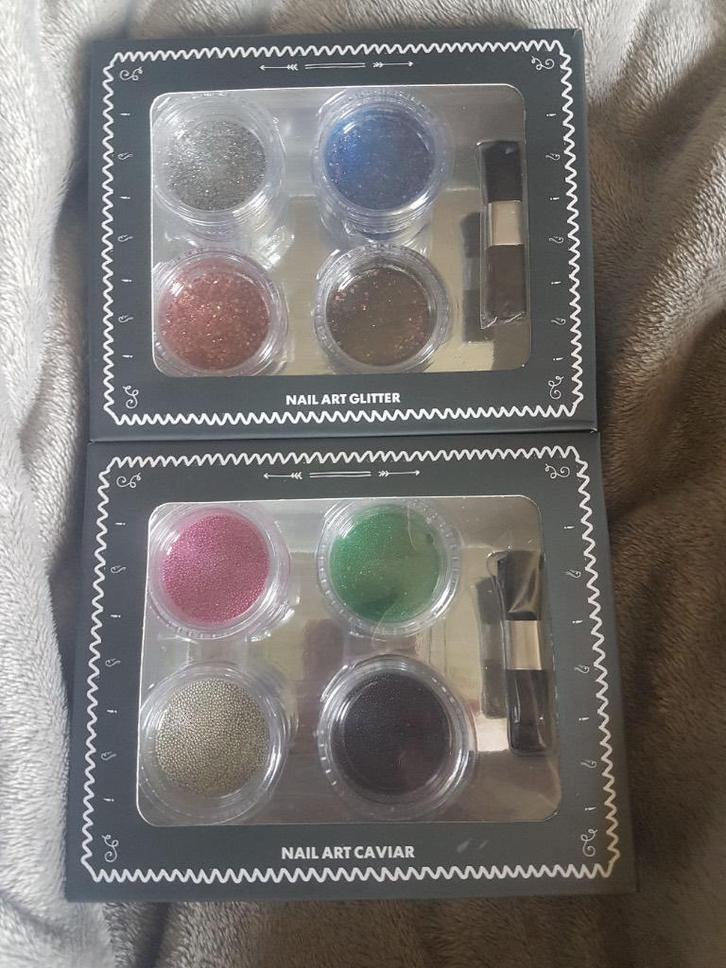 Set 2 x Hema nail art box glitter & caviar. Nagelstyling., Sieraden, Tassen en Uiterlijk, Uiterlijk | Cosmetica en Make-up, Nieuw