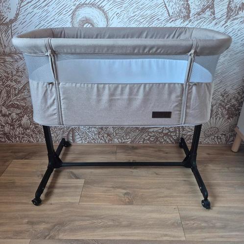 Novi Baby co-sleeper taupe nieuwstaat!, Kinderen en Baby's, Babywiegjes en Ledikanten, Zo goed als nieuw, Wieg, Ophalen of Verzenden