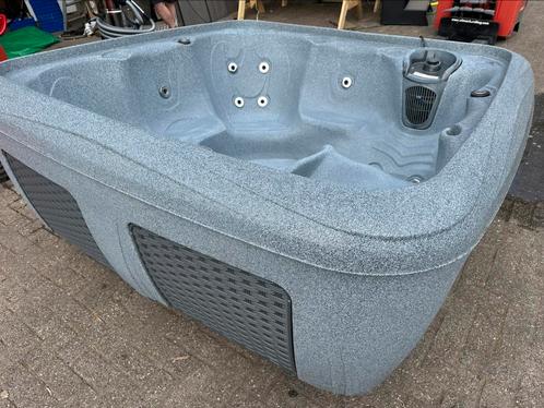 Dreammaker 6 Persoons jacuzzi Hufterproof, Balboa, Tuin en Terras, Bubbelbaden en Hottubs, Nieuw, Ophalen
