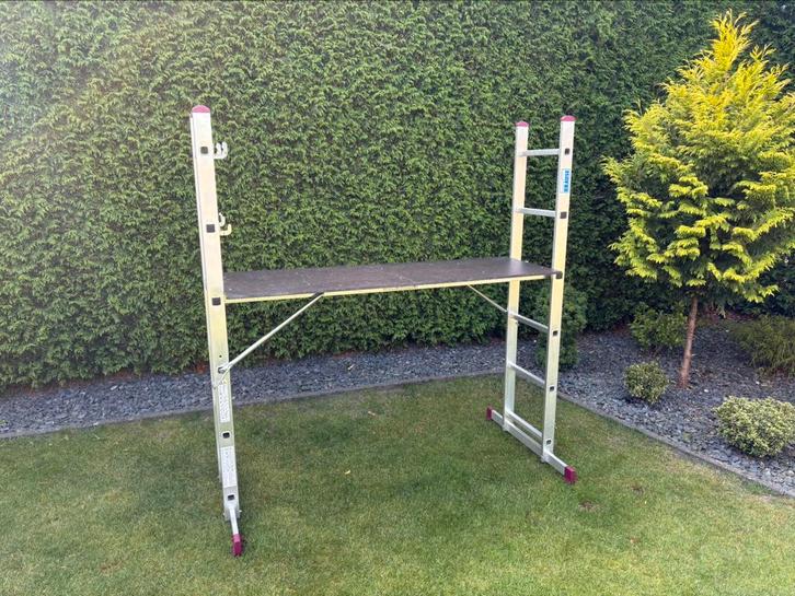 Stijger, Doe-het-zelf en Verbouw, Steigers, Zo goed als nieuw, Rolsteiger of Kamersteiger, Minder dan 2 meter, Ophalen