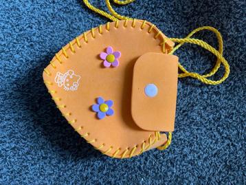 Leuk kinder schoudertasje met Hello Kitty erop beschikbaar voor biedingen