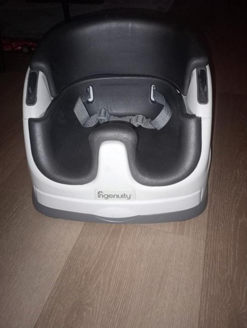 Ingenuity Baby zit verhoger en peuter zitje blad en gordels, Kinderen en Baby's, Kinderstoelen, Gebruikt, Overige typen, Afneembaar eetblad