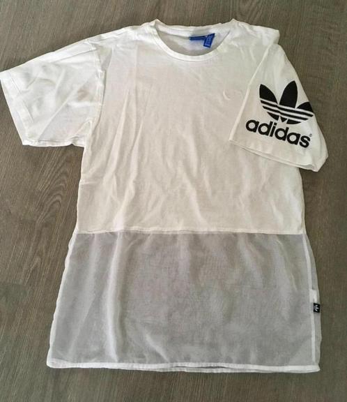 Mooi wit shirt Adidas met transparante onderkant , mt 34 36, Kleding | Dames, T-shirts, Zo goed als nieuw, Maat 34 (XS) of kleiner