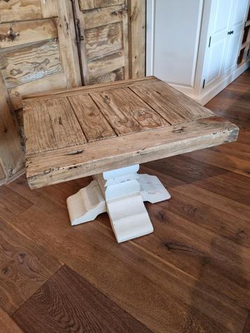 Landelijke Brocante Bijzettafel Amanda € 199.- beschikbaar voor biedingen