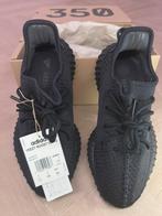 Yeezy Boost 350 V2 Zwart | Maat 40,5 & 42 | Ongedragen, Kleding | Heren, Schoenen, Zwart, Nieuw, Ophalen of Verzenden, Sneakers of Gympen