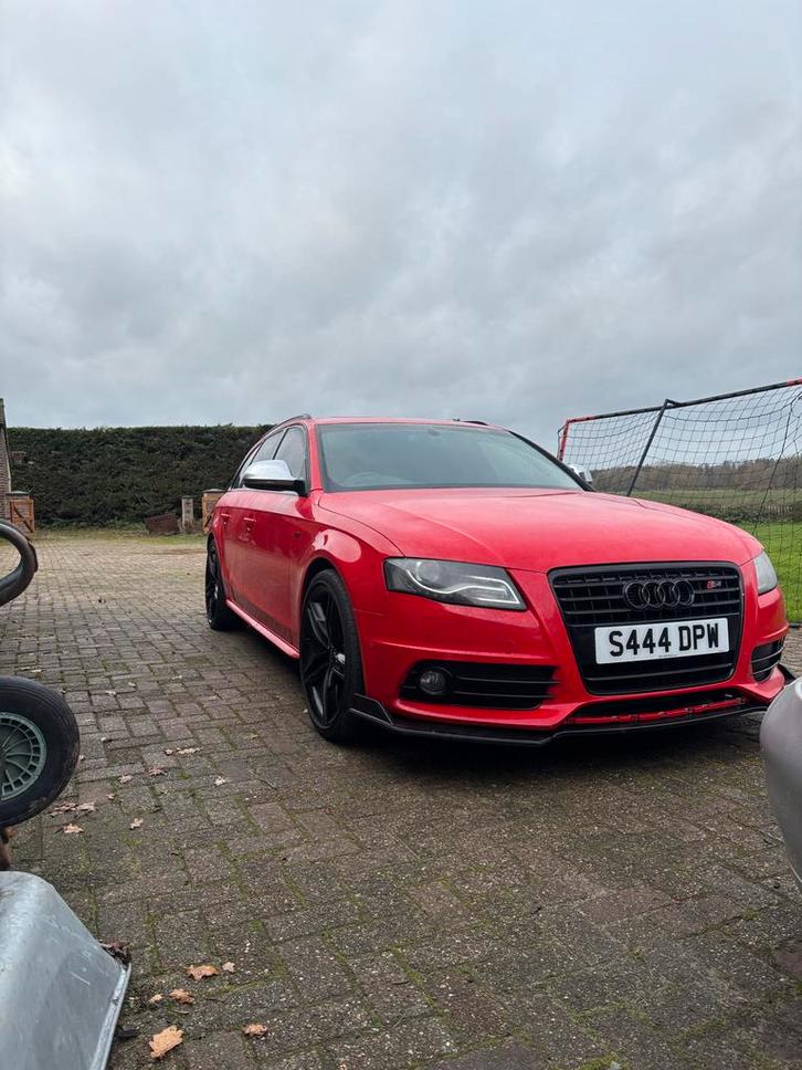 Audi s4 lees beschrijving !, Auto's, Audi, Bedrijf, S4, Benzine, Sedan, Automaat, Rood, Overige kleuren, Leder, Ophalen