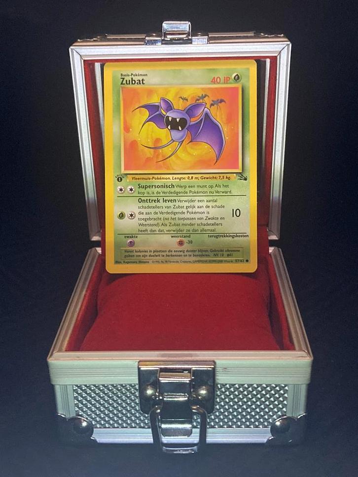 Zubat 1st edition - Fossil, Hobby en Vrije tijd, Verzamelkaartspellen | Pokémon, Zo goed als nieuw, Ophalen of Verzenden