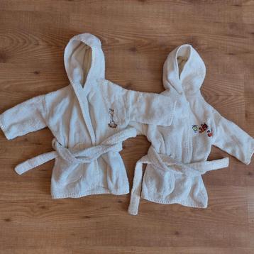 2x Baby badjas beschikbaar voor biedingen