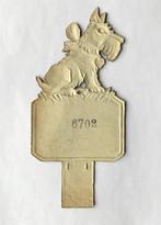 Vintage Dresdner Pappe kalender houder hondje met strik, Ophalen of Verzenden