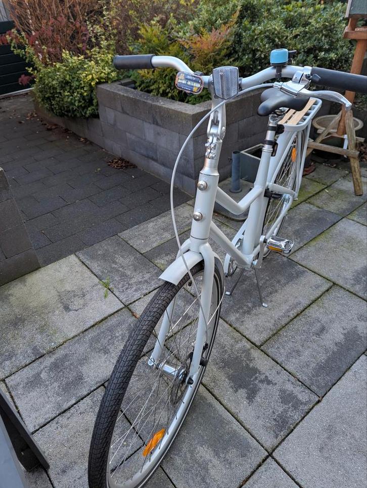 Bijna nieuwe unisex/damesfiets, Fietsen en Brommers, Fietsen | Dames | Damesfietsen, Zo goed als nieuw, Overige merken, Versnellingen