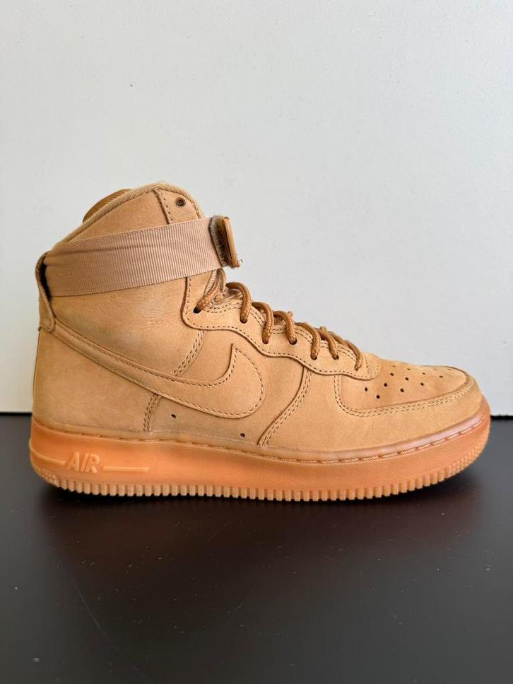 Nike air force 1, Leer, maat 38,5, Kleding | Dames, Schoenen, Zo goed als nieuw, Sneakers of Gympen, Bruin, Ophalen of Verzenden