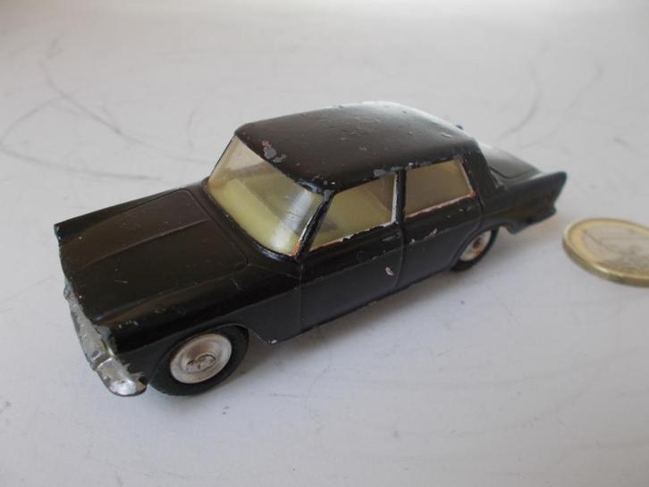 Corgi Toys 232 FIAT 2100 (1960) Repainted. -C-., Hobby en Vrije tijd, Modelauto's | 1:43, Gebruikt, Auto, Corgi, Ophalen of Verzenden