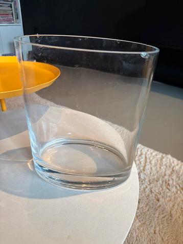 Glazen Vaas - Mooie Decoratie beschikbaar voor biedingen