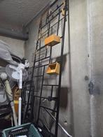 Wandrek xenos xxl zwart metaal goud en zwart manden, Huis en Inrichting, Ophalen, Zo goed als nieuw
