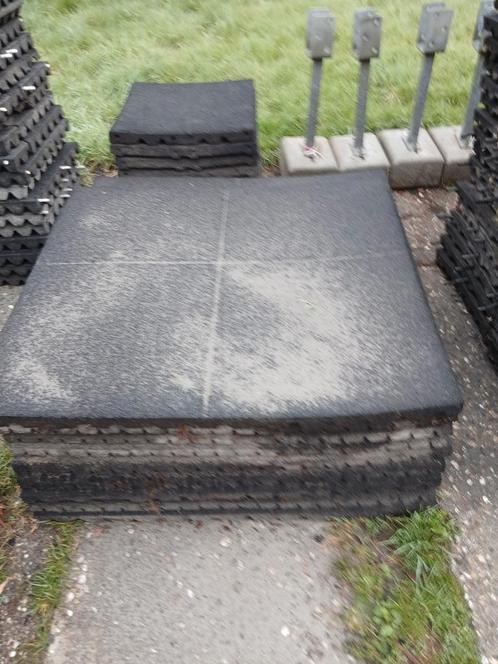 Rubber tegels 100x100x4.5 CM en 50x40 CM, Tuin en Terras, Terrasdelen en Vlonders, Zo goed als nieuw, Overige materialen, Ophalen