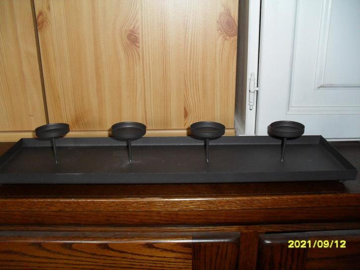 Zo Goed Als Nieuw Metalen plateau voor 4 kaarsen en deco, Huis en Inrichting, Woonaccessoires | Kandelaars en Kaarsen, Zo goed als nieuw