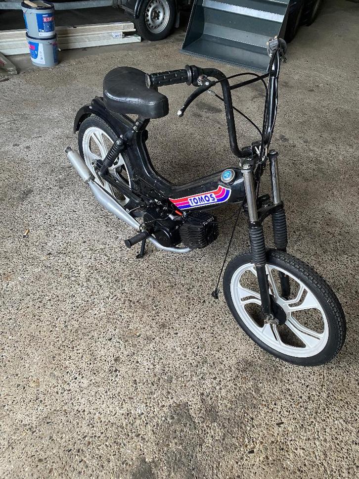 Tomos, Fietsen en Brommers, Brommers | Tomos, Gebruikt, Standard, Maximaal 45 km/u, Ophalen