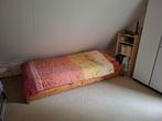 Bed - onderschuifbed 2-persoons, Huis en Inrichting, Ophalen, Bruin, 210 cm, Tweepersoons