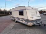LMC Dominant 560 K1 twee enkele bedden en voortent, Caravans en Kamperen, Caravans, 75 kg, Ringverwarming, Bedrijf, Overige typen
