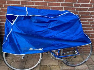 Heren racefiets beschikbaar voor biedingen