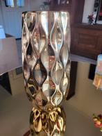 Gouden vaas met uniek design, Ophalen of Verzenden, Zo goed als nieuw, Minder dan 50 cm
