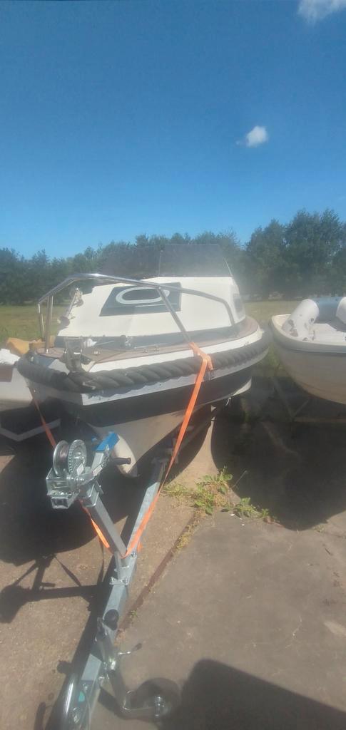 Viskajuit boot 5m en 7m en console boten rij even langs?, Hobby en Vrije tijd, Overige Hobby en Vrije tijd, Zo goed als nieuw