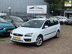 Ford Focus Wagon 1.6-16V Futura/Airco/Cruise/Terekhaak/distr, Auto's, 1596 cc, Gebruikt, 4 cilinders, 635 kg