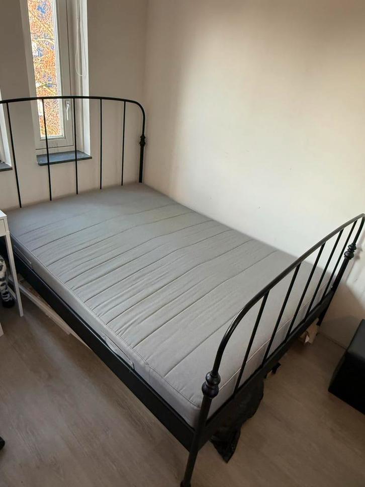 Ikea Lillesand bedframe incl matras 140x200cm, Huis en Inrichting, Slaapkamer | Bedden, Zo goed als nieuw, Tweepersoons, 140 cm