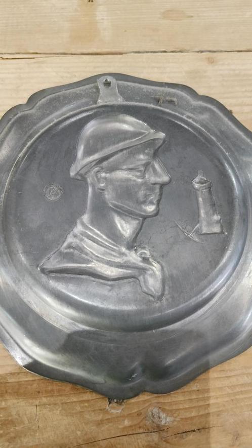 2 tinnen sierborden - Mijnwerker en Posthorn Jachtmotief, Antiek en Kunst, Antiek | Wandborden en Tegels, Ophalen of Verzenden