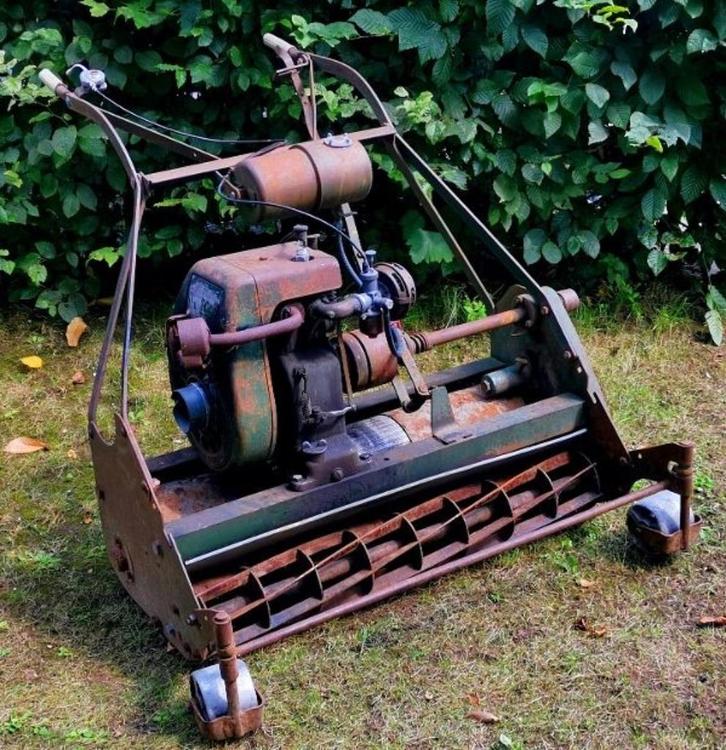 Villiers kooimaaier 86 cm, Tuin en Terras, Grasmaaiers, Gebruikt, Benzine-grasmaaier, 50 cm of meer, Kooimesmaaier, Ophalen