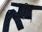 Rumble Shodan Karate / Kung Fu pak zwart maat 140, Gebruikt, Maat XS of kleiner, Vechtsportpak, Ophalen of Verzenden