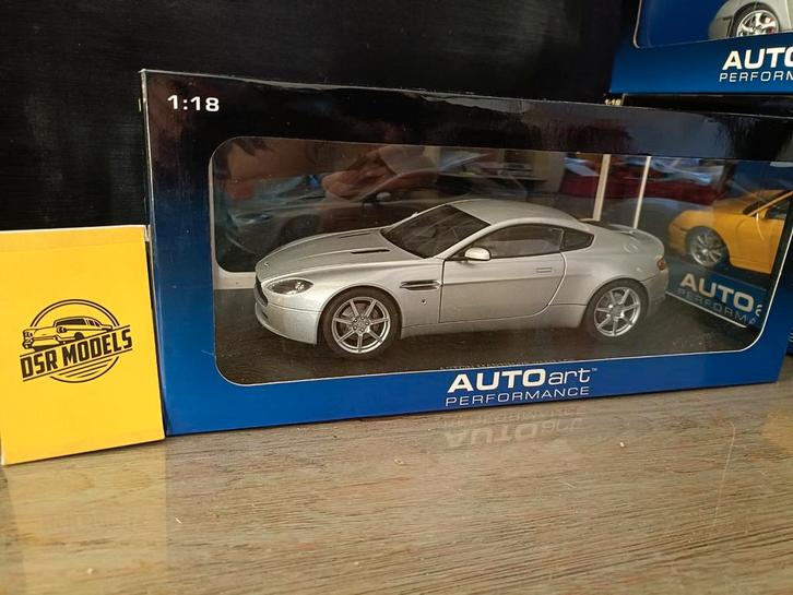 Verkocht, Hobby en Vrije tijd, Modelauto's | 1:18, Nieuw, Auto, Autoart, Ophalen of Verzenden