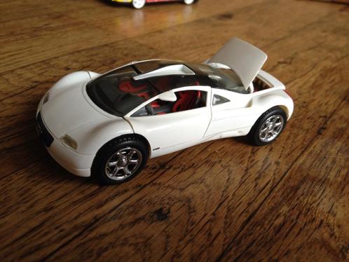 Audi Avus Quattro 1991 conceptcar Revell, Hobby en Vrije tijd, Modelauto's | 1:43, Nieuw, Auto, Overige merken, Ophalen of Verzenden