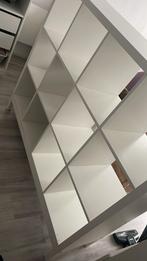 KALLAX kast met onderframe wit, Huis en Inrichting, Ophalen, Met plank(en), 100 tot 150 cm, Zo goed als nieuw