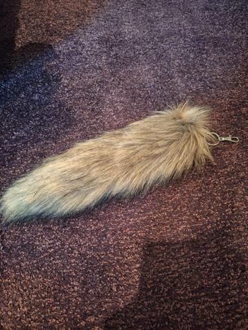 Fursuit therian Vossen Staart Sleutelhanger  beschikbaar voor biedingen