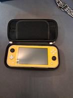 Nintendo Switch Lite Geel + 2 Games, Spelcomputers en Games, Spelcomputers | Nintendo Switch Lite, Ophalen, Geel, Zo goed als nieuw