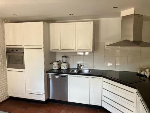 keuken gebruikt verbouwing incl. apparatuur, Huis en Inrichting, Keuken | Complete keukens, Gebruikt, Hoekkeuken, Wit, Graniet of Steen