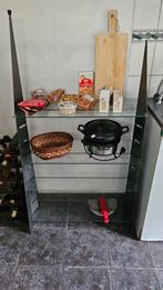 Metalen kastje met 4 glasplaten. Gratis ophalen., Huis en Inrichting, Kasten | Overige, Ophalen, Zo goed als nieuw