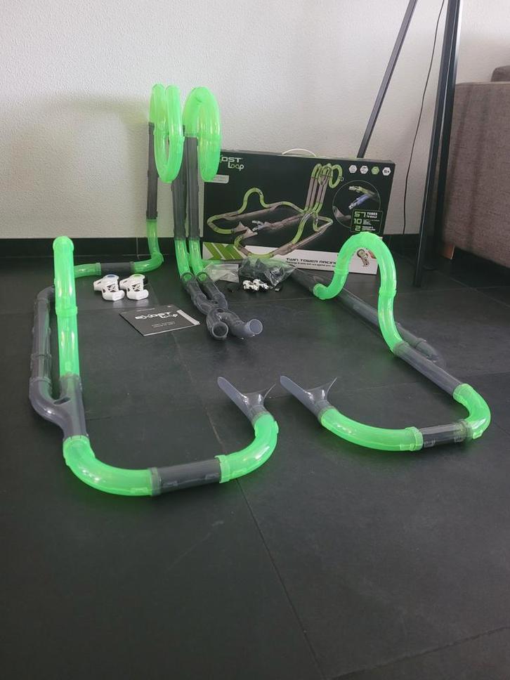 Exost loop deluxe twin tower racing set, Kinderen en Baby's, Speelgoed | Racebanen, Zo goed als nieuw, Racebaan, Elektrisch, Overige merken