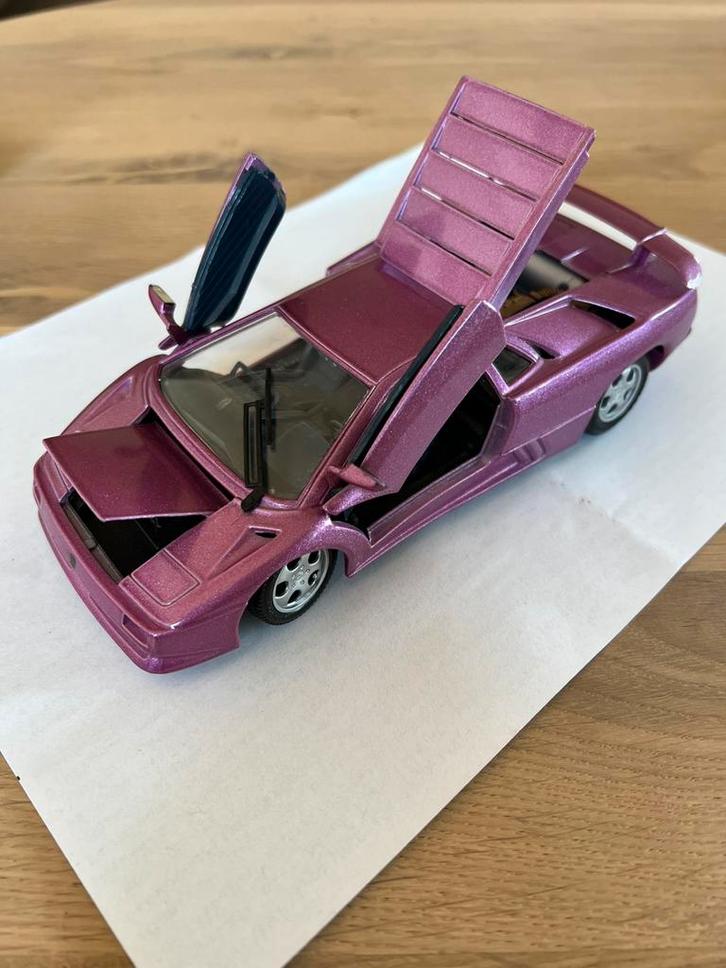 Maisto Lamborghini Diablo SE30 special edition (30), Hobby en Vrije tijd, Modelauto's | 1:24, Zo goed als nieuw, Auto, Maisto