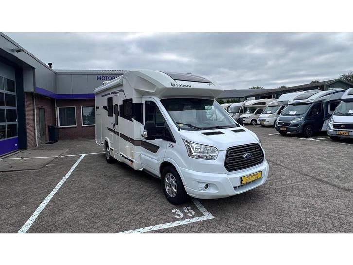 Benimar Tessoro 442 Automaat 170 PK 30.000 km nieuwstaat, Caravans en Kamperen, Campers, Bedrijf, tot en met 5, Half-integraal